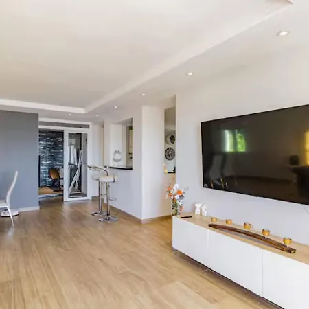 Frida, En La Playa Apartmán