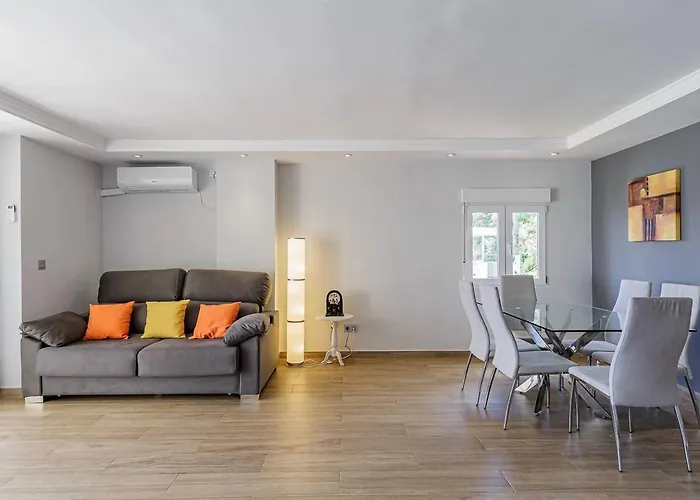 Frida, En La Playa Торремолинос